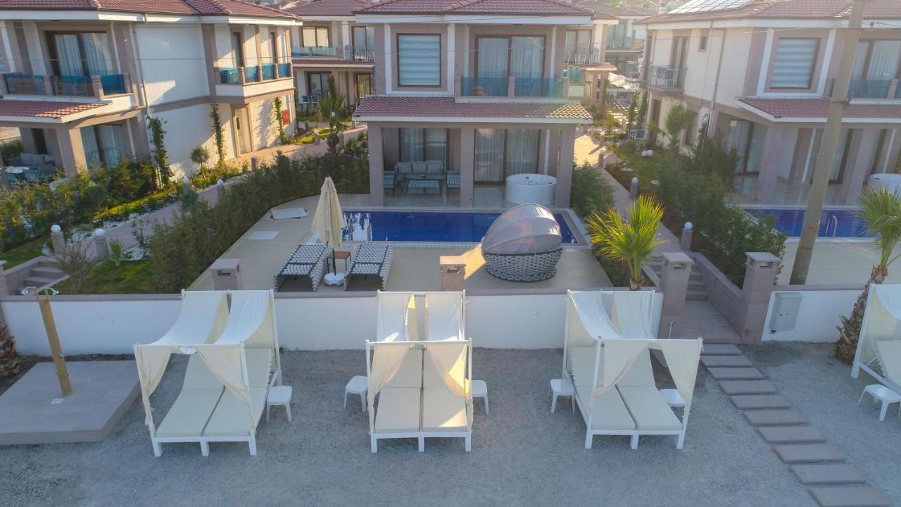 Rota Seaside Otel Cunda Ngoại thất bức ảnh